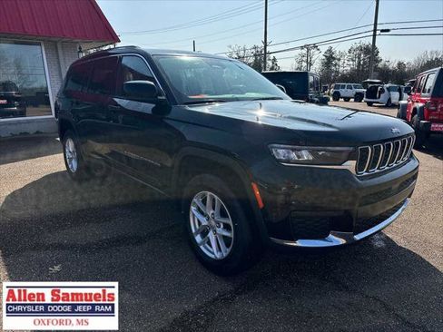 Certified 2023 Jeep Grand Cherokee L Laredo image 1