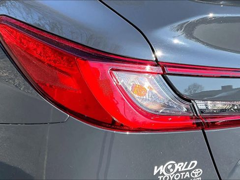 Used 2025 Toyota Camry SE FWD image 27