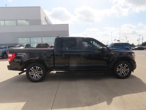 Certified 2021 Ford F150 XL w/ STX Appearance Package RWD image 8