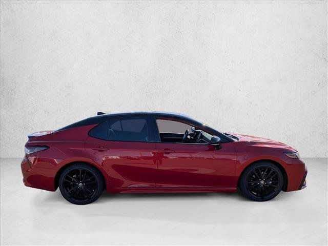 Used 2024 Toyota Camry XSE FWD image 4