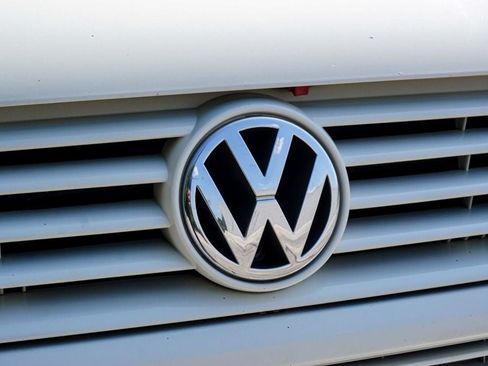 Used 2000 Volkswagen Eurovan Camper FWD image 65