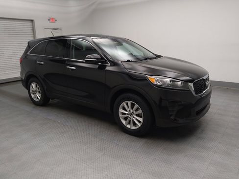 Used 2019 Kia Sorento L image 11