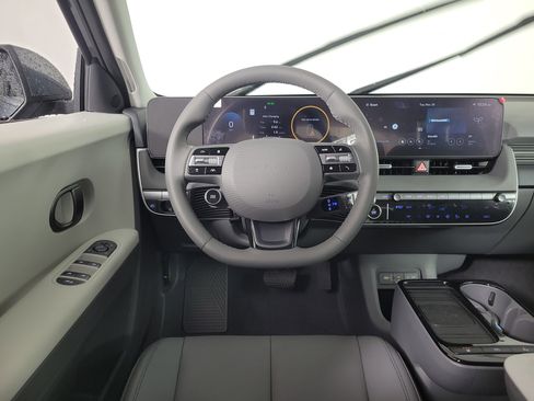 New 2026 Hyundai Ioniq 5 SEL image 11