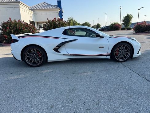 Used 2023 Chevrolet Corvette Stingray Premium Conv w/ Z51 Performance Package RWD image 8