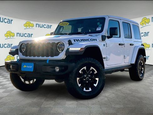 Used 2024 Jeep Wrangler Unlimited Rubicon 4xe image 3
