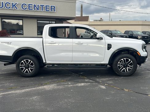 Used 2024 Ford Ranger Lariat image 5