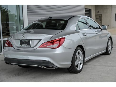 Used 2018 Mercedes-Benz CLA 250 image 8