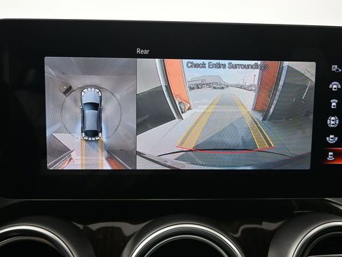 Used 2021 Mercedes-Benz GLC 300 4MATIC Coupe image 32