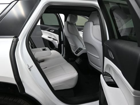 Certified 2024 Cadillac Lyriq Sport AWD/4WD image 17