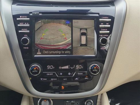 Used 2024 Nissan Murano SL image 17