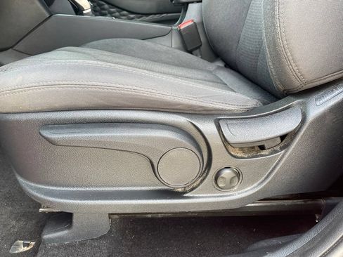 Used 2020 Hyundai Santa Fe SE AWD/4WD image 11