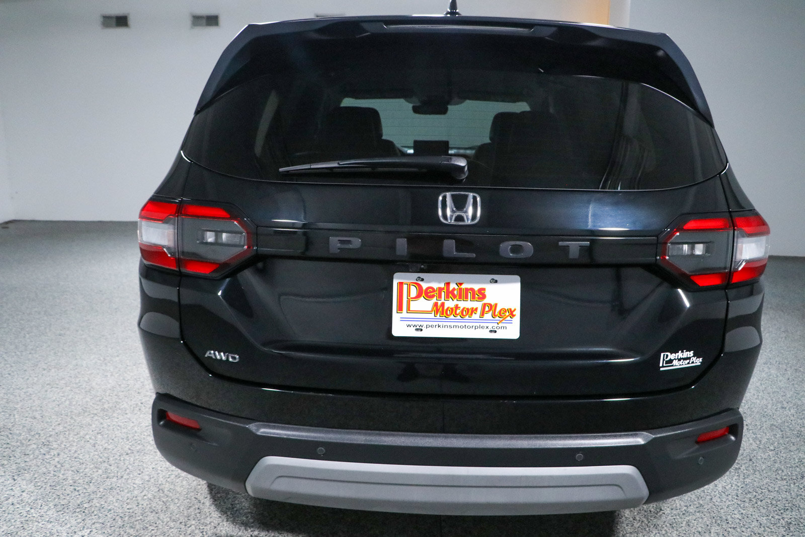 Used 2024 Honda Pilot EX-L image 8