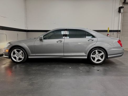Used 2010 Mercedes-Benz S 550 image 9