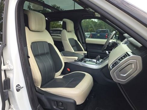 Used 2020 Land Rover Range Rover Sport HST AWD/4WD image 11