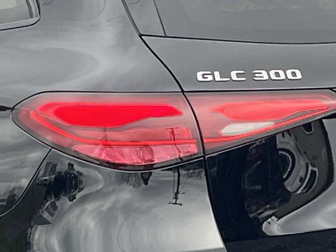 Certified 2024 Mercedes-Benz GLC 300 4MATIC image 9