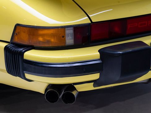 Used 1988 Porsche 911 Carrera RWD image 51