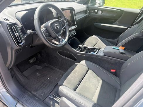 Used 2023 Volvo C40 P8 Recharge Ultimate w/ Protection Package Premier AWD/4WD image 11