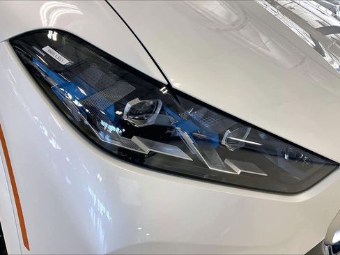 New 2026 BMW X5 xDrive40i w/ M Sport Package image 13