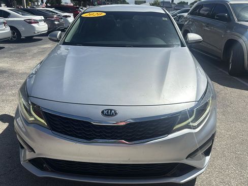Used 2020 Kia Optima LX FWD image 3