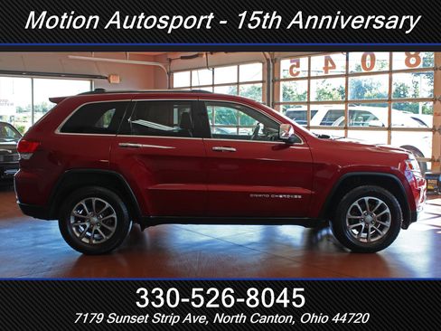 Used 2014 Jeep Grand Cherokee Limited w/ Trailer Tow Group IV AWD/4WD image 13