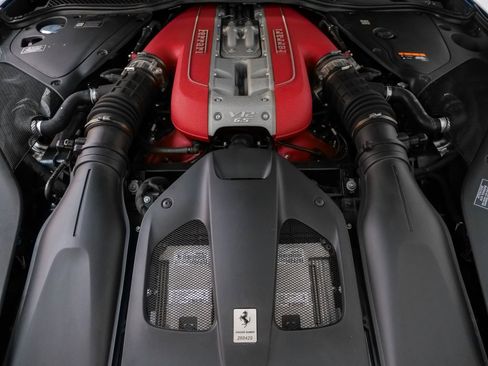 Certified 2021 Ferrari 812 GTS Base image 15