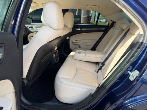 Used 2017 Chrysler 300 Limited AWD/4WD image 13