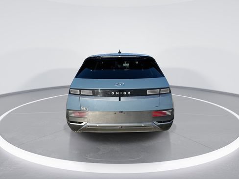 Certified 2024 Hyundai Ioniq 5 SEL image 7