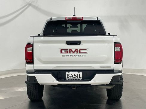 Used 2024 GMC Canyon Elevation w/ Convenience Package AWD/4WD image 12