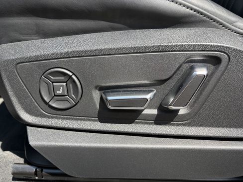 Certified 2023 Audi e-tron S Prestige w/ Prestige Package AWD/4WD image 11