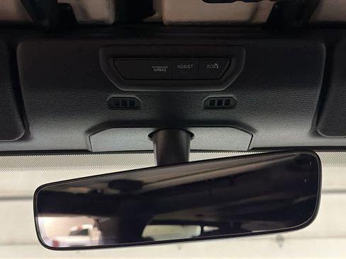 Used 2021 Jeep Wrangler Unlimited Sahara image 21