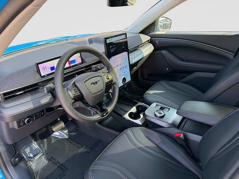 Used 2023 Ford Mustang Mach-E Premium AWD/4WD image 21