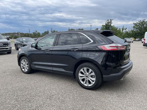 Used 2022 Ford Edge Titanium AWD/4WD image 6