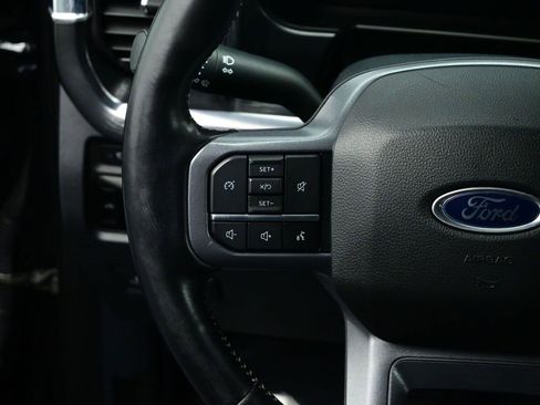 Used 2023 Ford F250 Lariat w/ Sport Appearance Package image 5