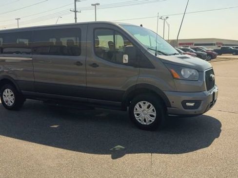 Used 2024 Ford Transit 350 XLT RWD image 2