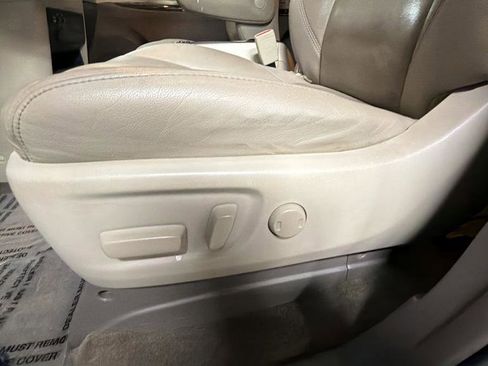 Used 2015 Toyota Sienna XLE AWD/4WD image 21