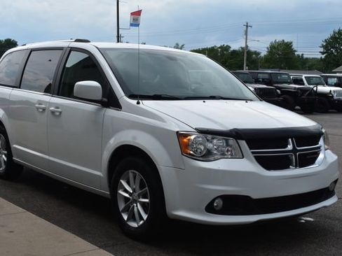Used 2019 Dodge Grand Caravan SXT FWD image 10