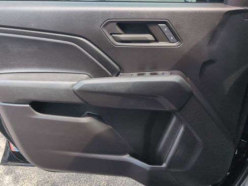 Used 2024 Chevrolet Colorado Trail Boss w/ LPO, Dark Essentials Package AWD/4WD image 21