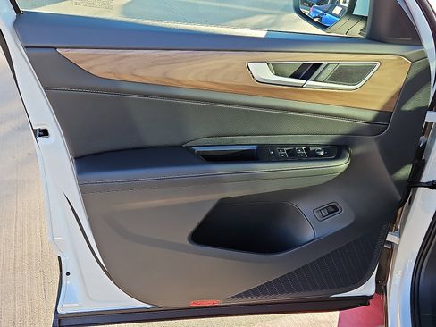 New 2026 Volkswagen Atlas SE image 14