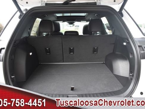 New 2026 Chevrolet Equinox LT w/ Convenience Package II FWD image 9
