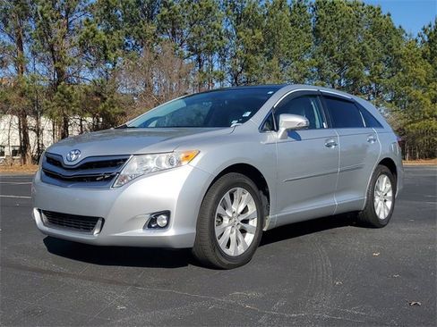 Used 2013 Toyota Venza XLE image 31