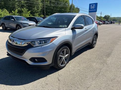 Used 2022 Honda HR-V EX image 2