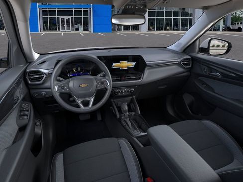 New 2026 Chevrolet TrailBlazer LT w/ Convenience Package FWD image 35