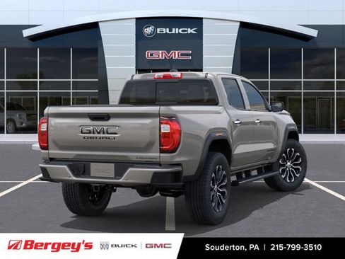 New 2026 GMC Canyon Denali w/ LPO, Black Badging Package AWD/4WD image 5