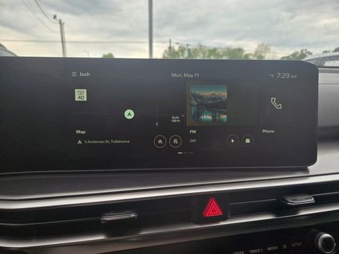 Used 2025 Kia Sorento S w/ Panoramic Sunroof Package FWD image 5