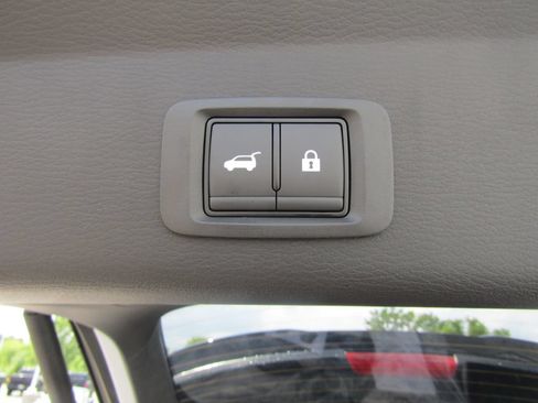 Used 2026 Mitsubishi Outlander AWD image 35