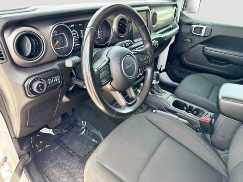 Used 2022 Jeep Gladiator Sport AWD/4WD image 24