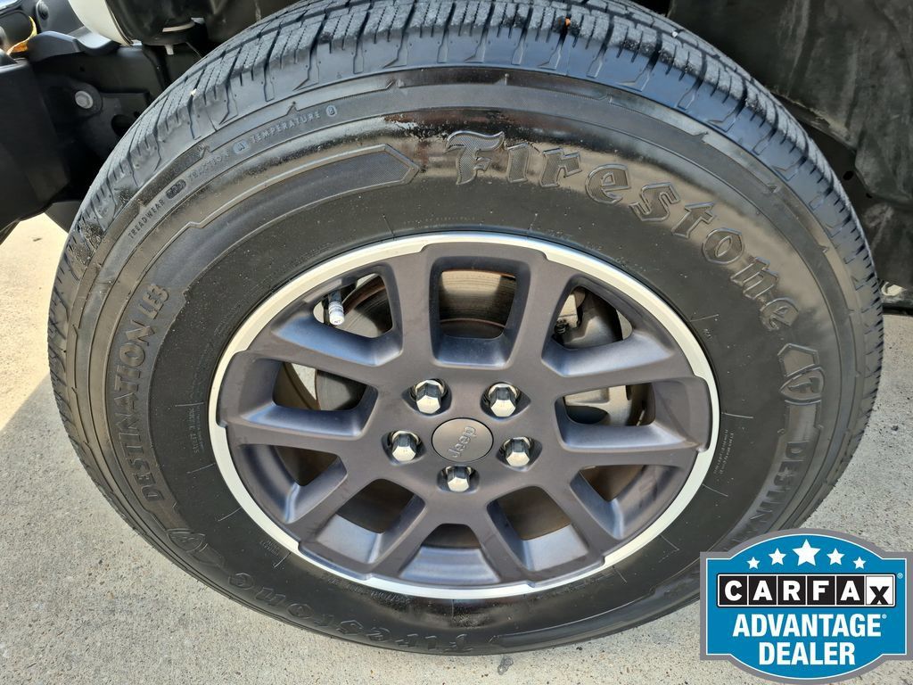 Used 2023 Jeep Gladiator Overland AWD/4WD image 32