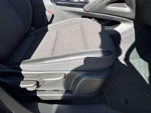 Used 2022 Buick Envision Preferred image 11