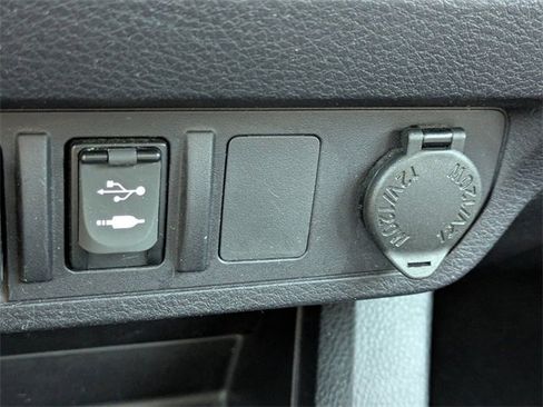 Used 2019 Toyota Tacoma SR5 image 23