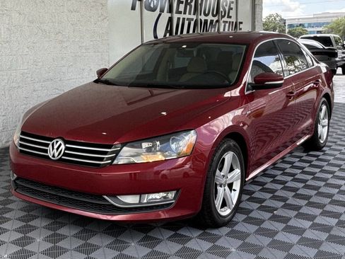 Used 2015 Volkswagen Passat 1.8T Limited Edition image 3